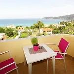 Apartment Haus Sofis Kinira