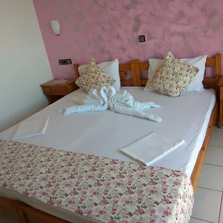 Apartment Haus Sofis Koinira