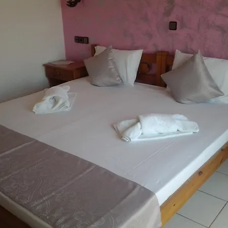 Haus Sofis Апартаменты *