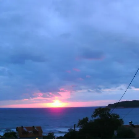 Haus Sofis Апартаменты