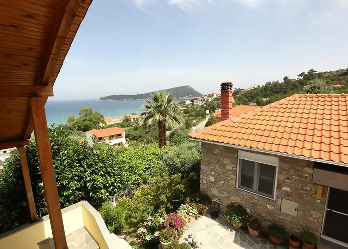 Apartament Haus Sofis Koinira