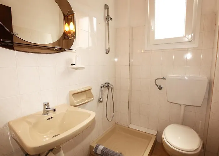 Apartament Haus Sofis Koinira